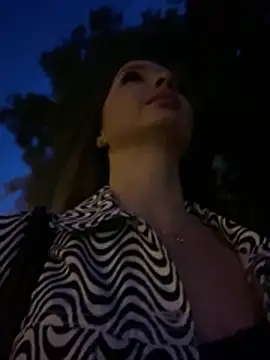 Chat soba uživo modela KrisMagnoly