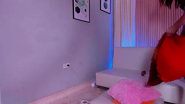Sala de chat en directo de red_point_x