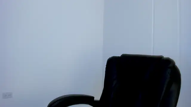 dominique_21 실시간 채팅방