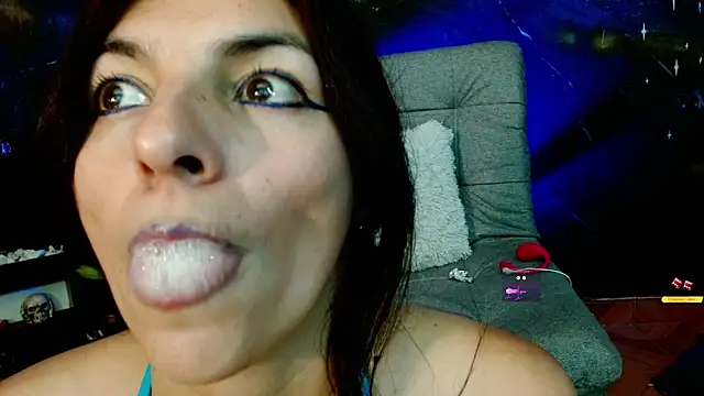 julieth_sex1's Live Chat Room