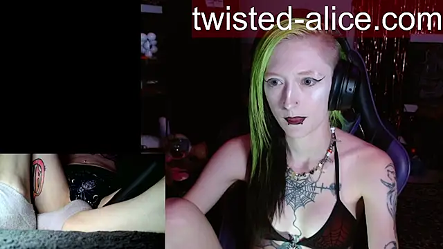 Twisted_Alice Adlı Modelin Canlı Sohbet Odası