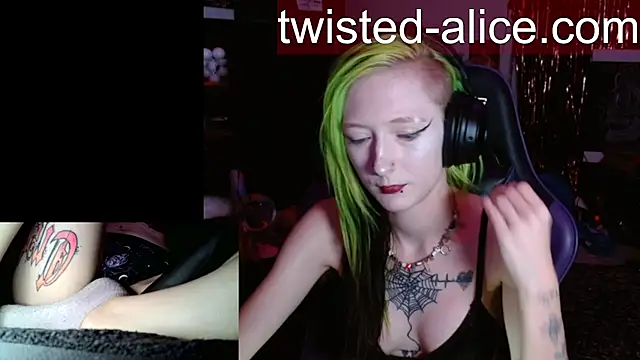 غرفة دردشة Twisted_Alice المباشرة