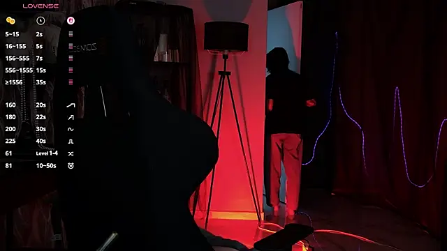 WesleeGray Live chatroom
