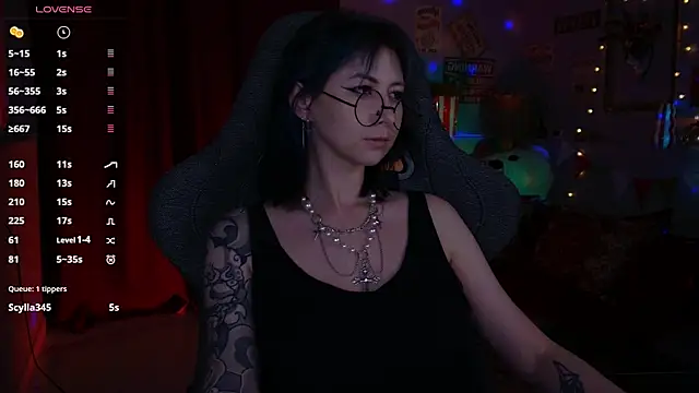 WesleeGray's Live Chat Room