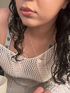 Yasmine-blue's Webcam Show