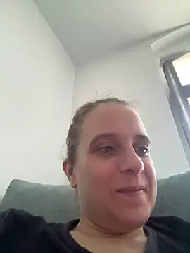 غرفة دردشة Chantalee المباشرة