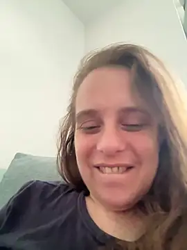Živá chatovací místnost Chantalee