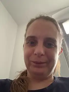 Chat ao vivo de Chantalee