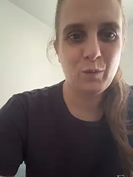 Chantalee Live Chatraum