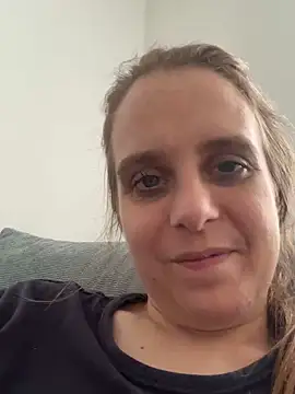 Онлайн чат Chantalee