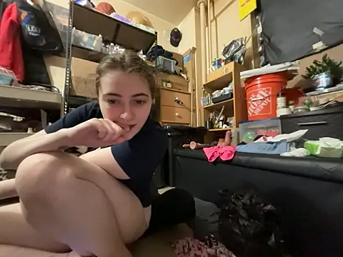 Snowbunnycake_131 чат на живо