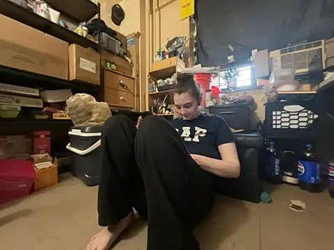 Chatroom en direct de Snowbunnycake_131