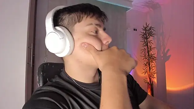Онлайн секс-шоу Giordano_Russo