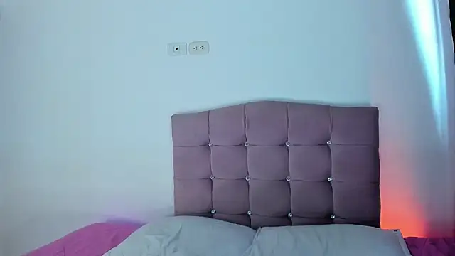_valediaz__n Live chat-huone