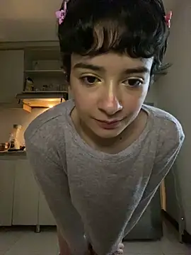 Sala de chat en directo de _Lunnaa_