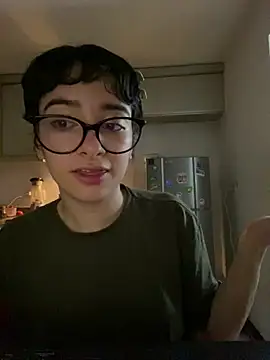 _Lunnaa_'s Live Chat Room