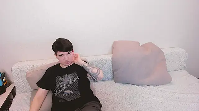secret_dreams__'s Live Chat Room