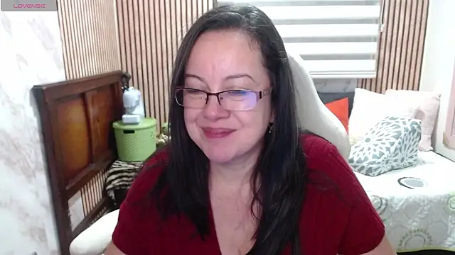 Sonialorens_ Live Chatraum