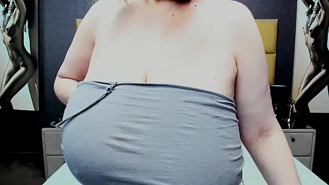 KiraLeila 실시간 채팅방