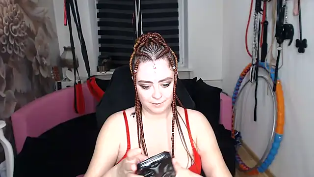 Živá chatovací místnost MISSwithDOLLS