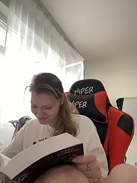 MaryHiggins élő chatszobája
