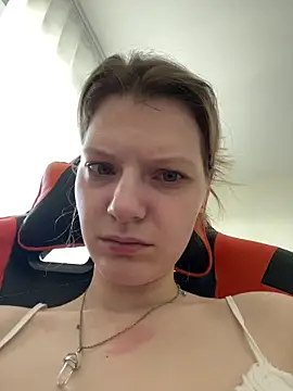 MaryHiggins Adlı Modelin Canlı Sohbet Odası