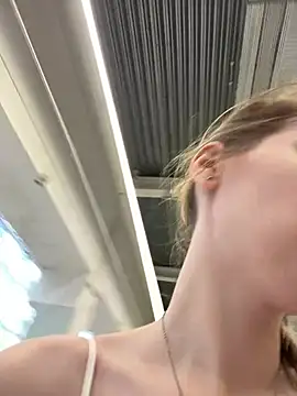 Živá chatovací místnost MaryHiggins