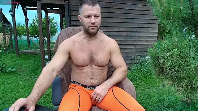 muscleangel18: онлайн-секс-шоу