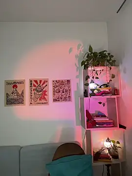 Emma_Wish's Live Chat Room