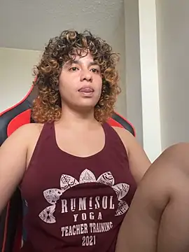 Chat soba uživo modela HUMANXTHING
