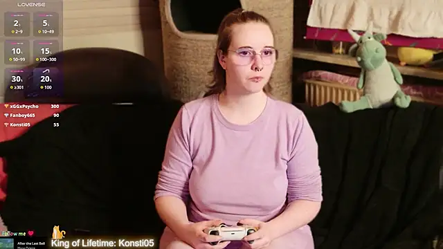 Pokój czatu na żywo – GamerGirl_Eve