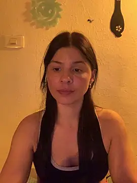 Estefani_32n Live chat-huone