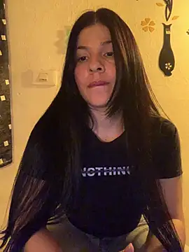 Estefani_32 Live Chatraum