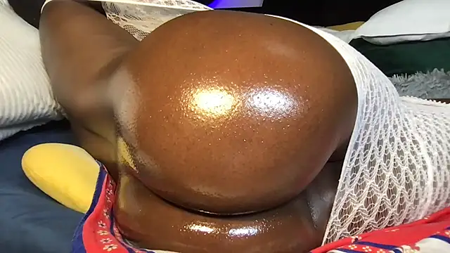 غرفة دردشة choco_petite المباشرة