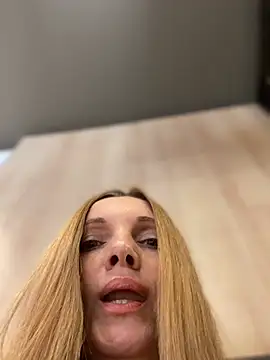 miss_darsi – Naživo chatovacia miestnosť