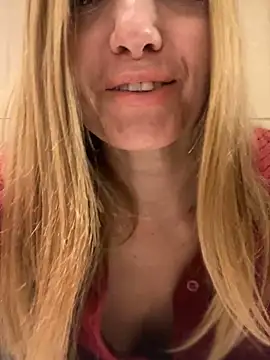 miss_darsi's Live Chat Room