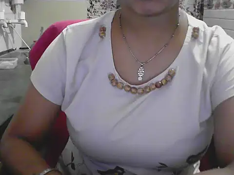 LovingPihu's Live Chat Room