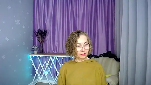 queen_a_n_in Live chat-huone