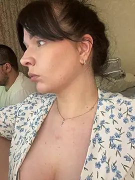 Živá chatovací místnost Poly_Nick