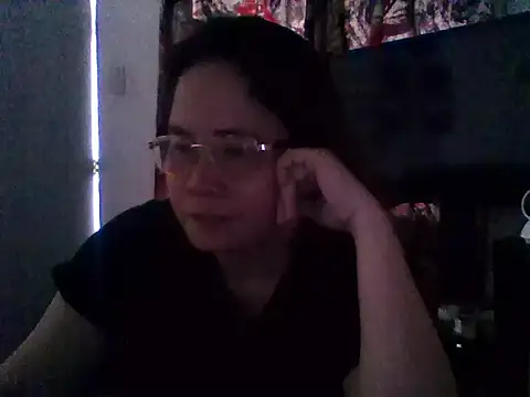 Онлайн чат Hornywetmaturedmom