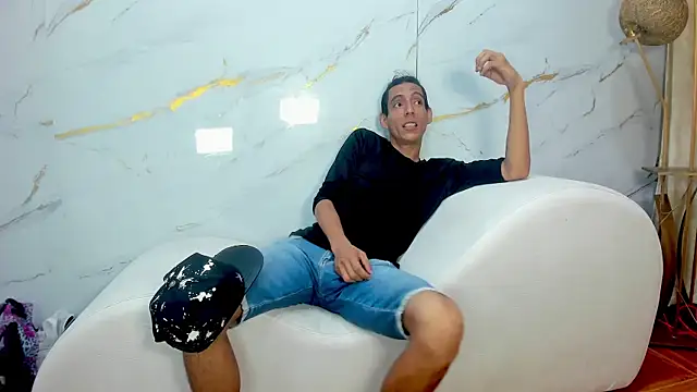 AmazingOrgasm live-chat rom