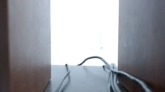 חדר צ'אט בשידור חי של emiliaa_hot