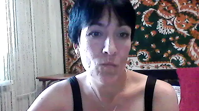 חדר צ'אט בשידור חי של SunnyAmorre