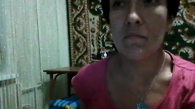 SunnyAmorre – live chatrum