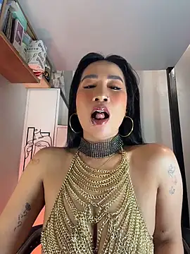 AsianMilfSheryl Live chatroom