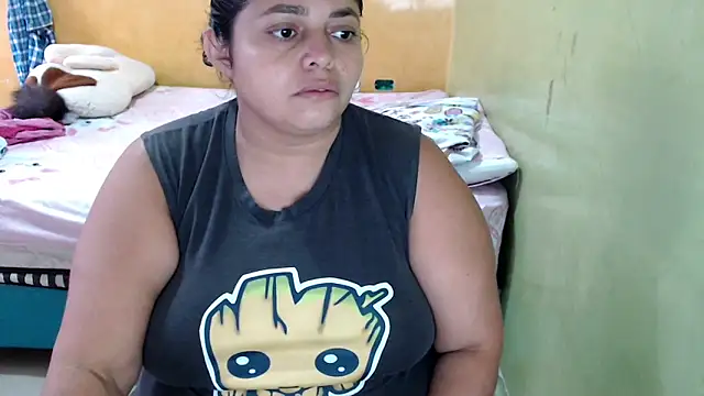 Sala de chat en directo de yulieth_bbw