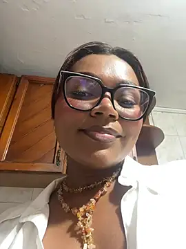 emma_rules99 – live chatrum