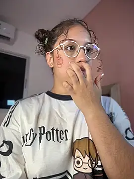 Chat ao vivo de Shara_dreams