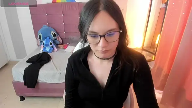 Wanda_sg – Naživo chatovacia miestnosť