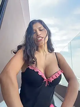 sexi_noemiのライブチャットルーム